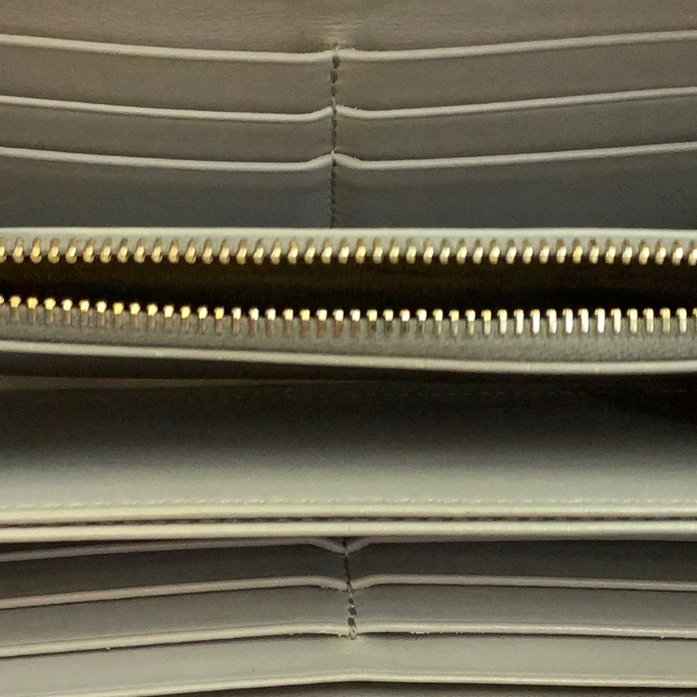 GUC Prada Pink Leather Wallet - Picture 7 of 14